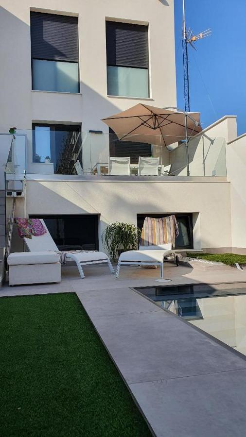 Chalet Con Piscina Privada En La Urb. De Puerto Rey Los Amarguillos Esterno foto