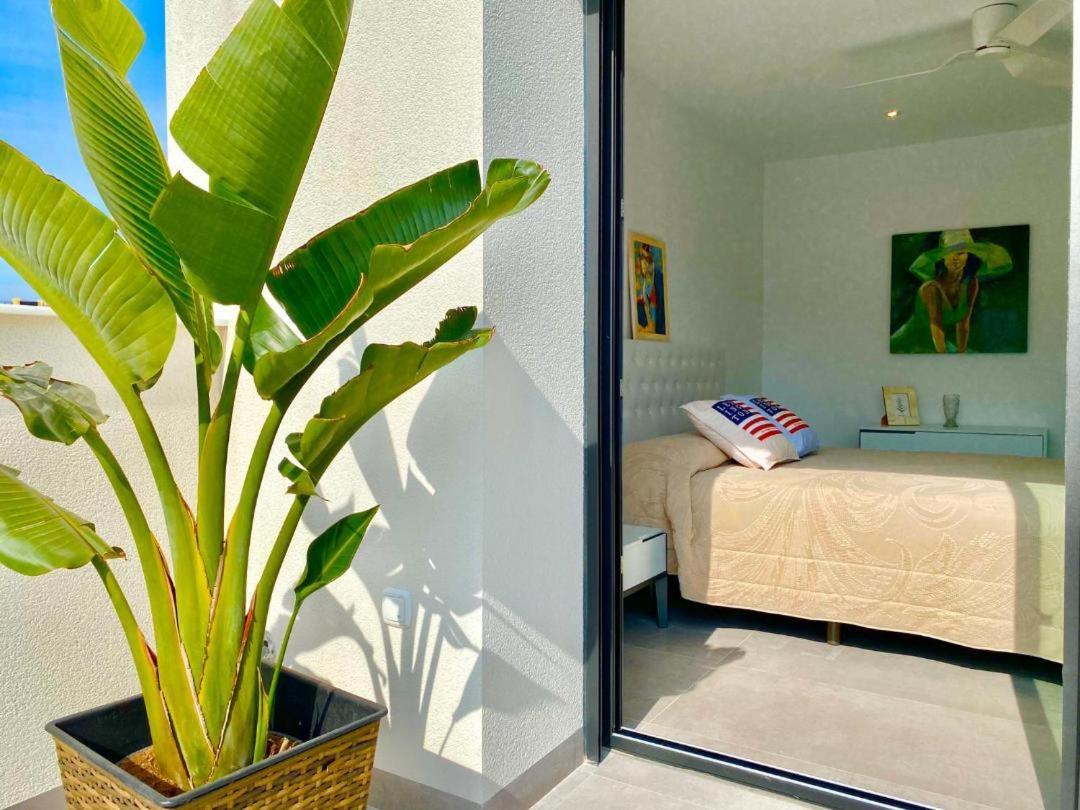 Chalet Con Piscina Privada En La Urb. De Puerto Rey Los Amarguillos Esterno foto